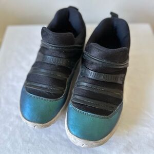 Jordan 11 Retro Flex Blue Size 2Y
